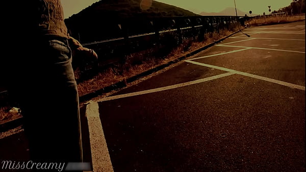 Beautiful Teen enjoys herself amateur