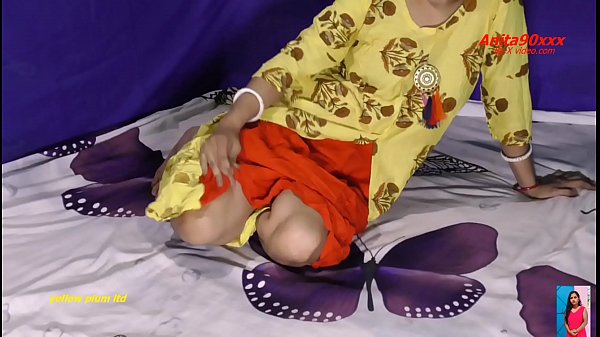 Indian hot sexy bhabi got fucked after turning her into a bitch.