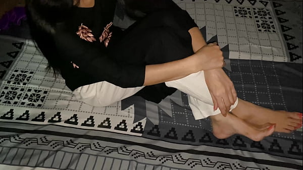 A big-assed aunty invited me over to her house. And then, she made me fuck her big ass all night. NEW XXX VIDEOS